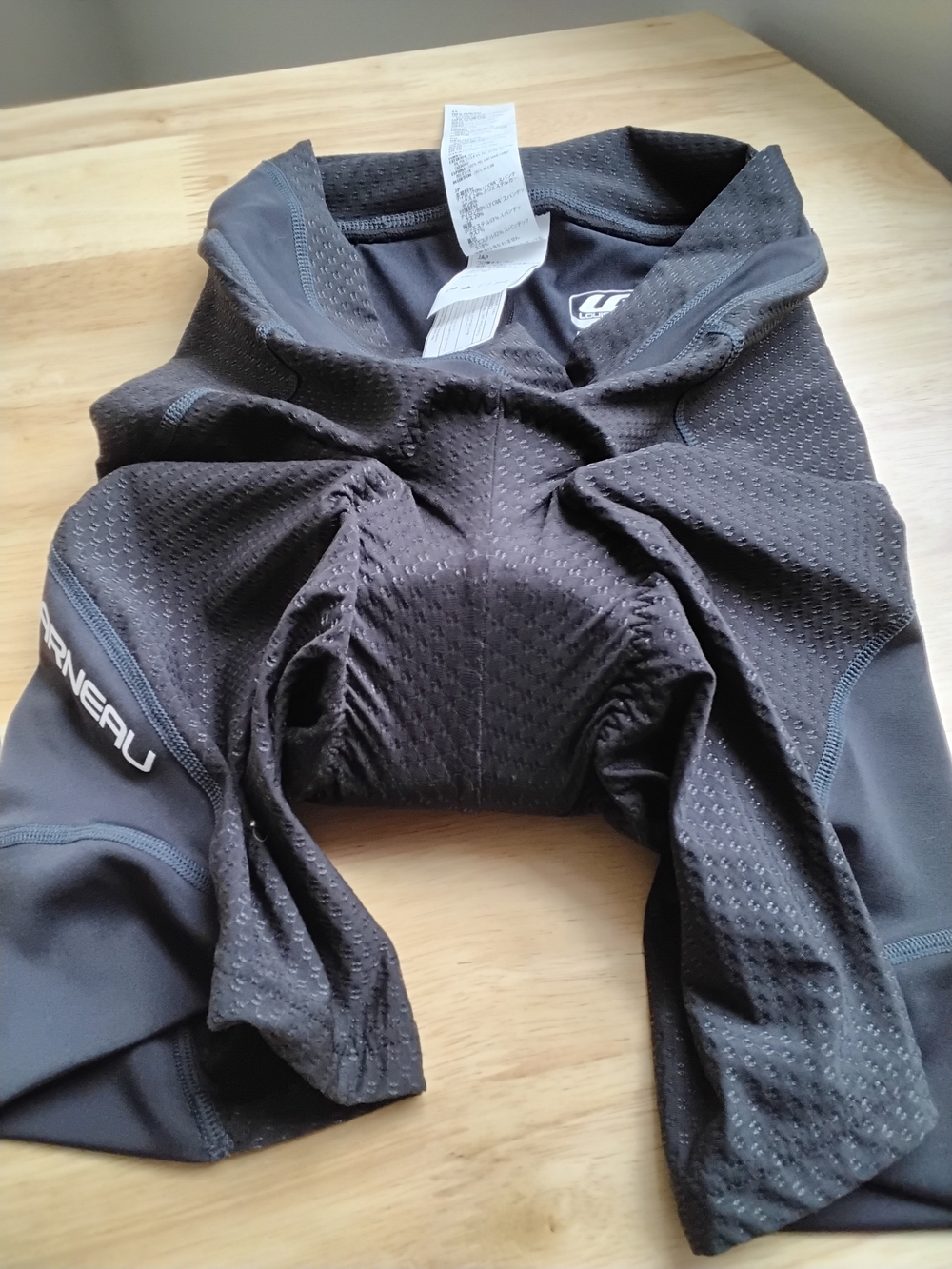 LOUIS GARNEAU Textured Padding Cycling Shorts SIZE SM